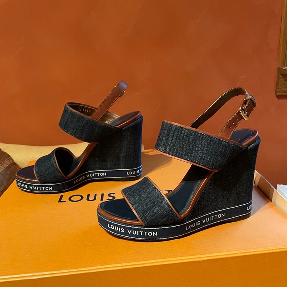 Louis Vuitton Denim Croisiere Wedge Sandal - Picture 3 of 5